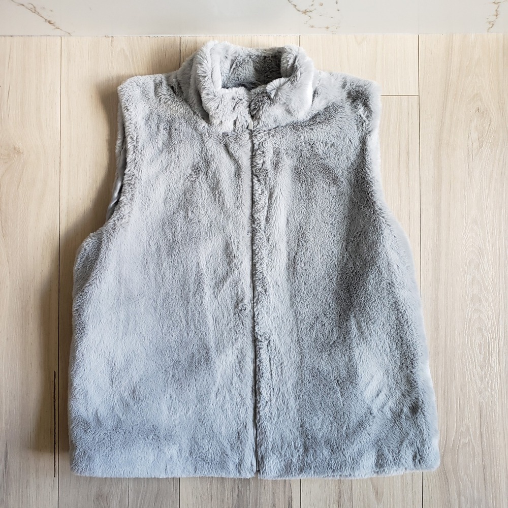 Alfred Dunner Faux Fur Vest Womens L Grey Stockbridge Sleeveless Winter Layering
